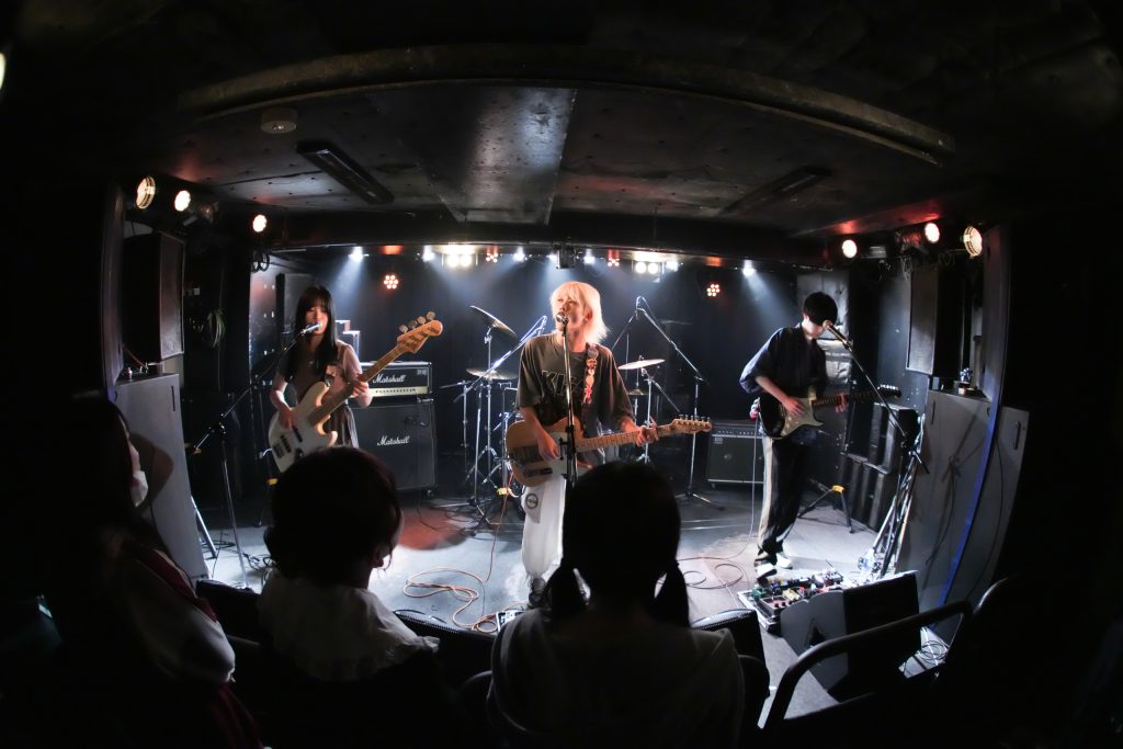 アメリカンヴィンテージガール 様 バンド ライブ撮影 ライブステージ撮影 ステージ撮影 ライブ写真 ステージ写真 ライブステージ写真
